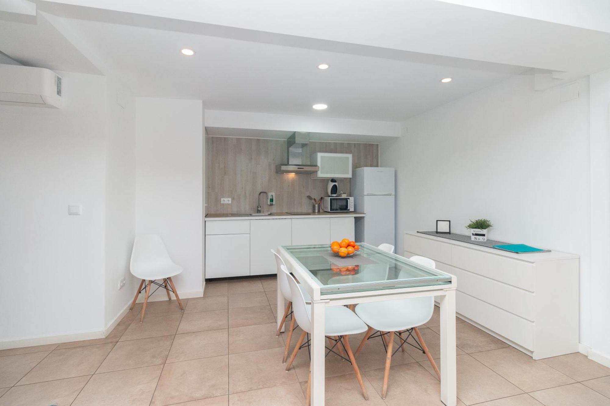 Bet Apartments - Abastos Valencia Bagian luar foto