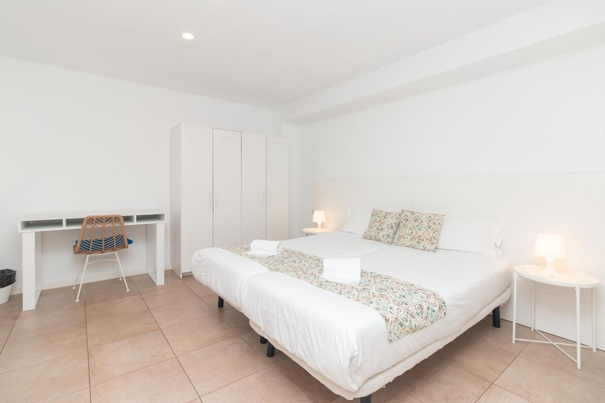 Bet Apartments - Abastos Valencia Bagian luar foto
