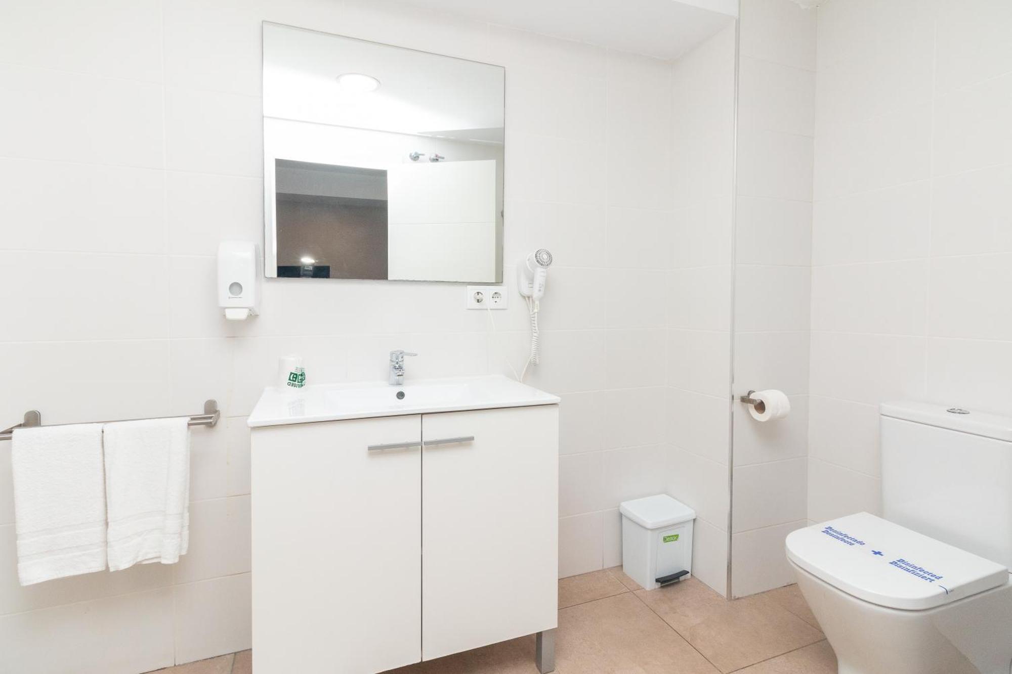 Bet Apartments - Abastos Valencia Bagian luar foto