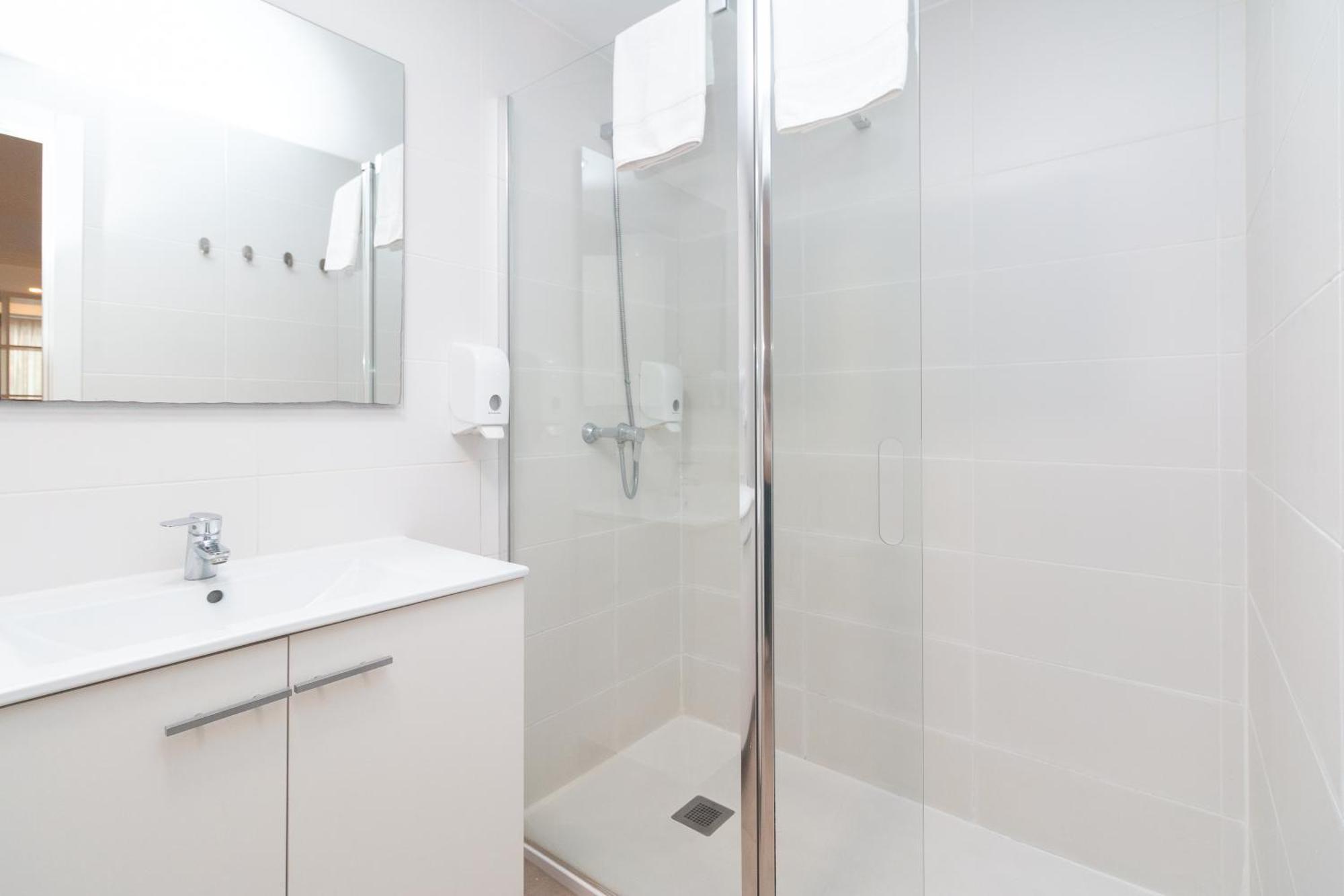 Bet Apartments - Abastos Valencia Bagian luar foto