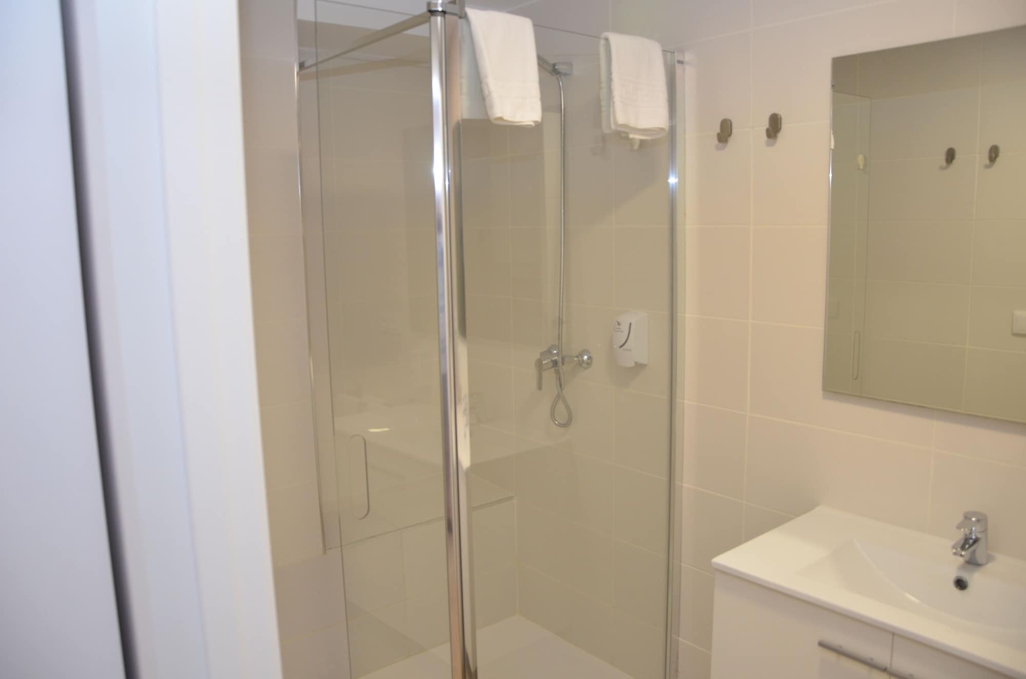Bet Apartments - Abastos Valencia Bagian luar foto